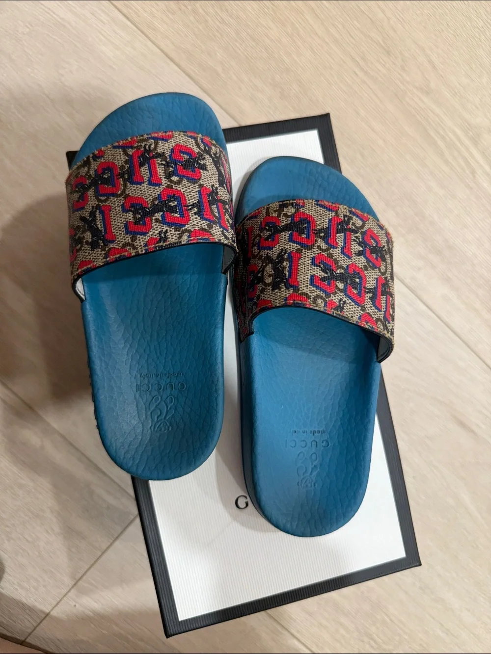 Gucci Blue Slide Sandals with Red and Navy Monogram Strap size 10
